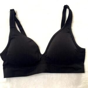 Felina Seamless Wire Free Bra Medium Black NWT Removable Pads Soft Stretchy